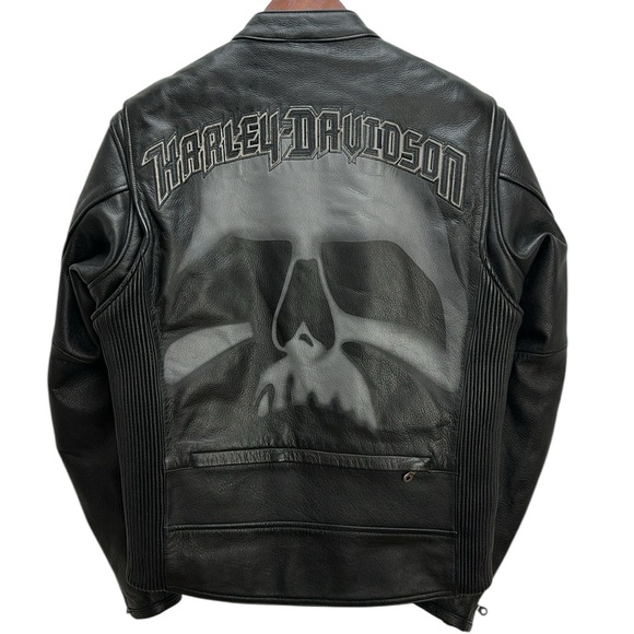 美品！HARLEY-DAVIDSON ジャケット 刺繍 ブラック 中古・古着通販】HARLEY-DAVIDSON (ハーレーダビッドソン) バッグ刺繍